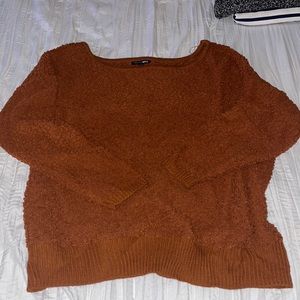 Woman’s: Off the shoulder Brown/Tan sweater Size: 1XL